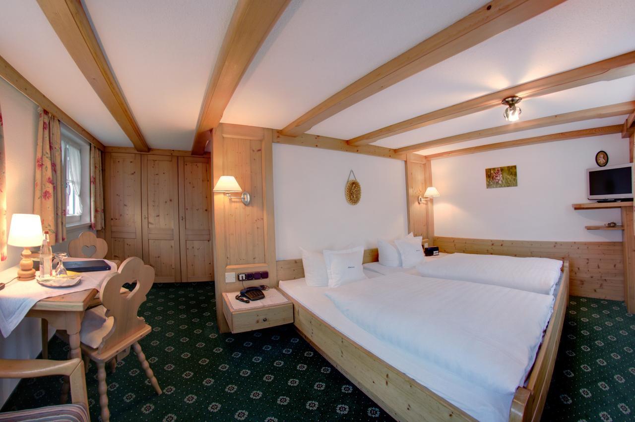 Ferienhotel Starennest Schindelberg エクステリア 写真